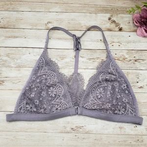 Victoria’s Secret • Purple lace bralette with removable cups adjustable straps S